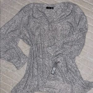 Women’s Flowy Blouse